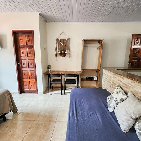 Explorer Tours - Loft Com Cozinha Centro Abraao Bagian luar foto